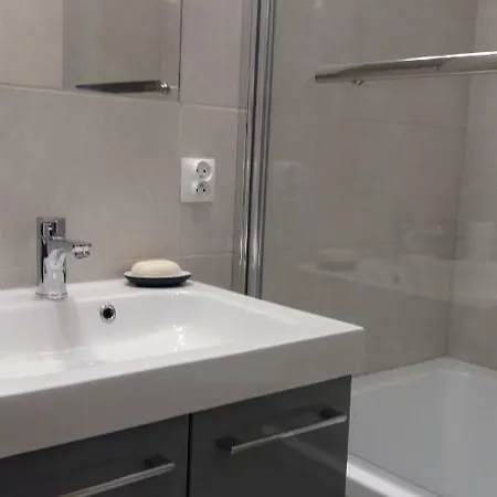 Luksusowy Apartament W Pieknej Zlotoryi Διαμέρισμα *